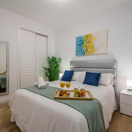 Malaga Cultural Experience Apartment Exterior photo