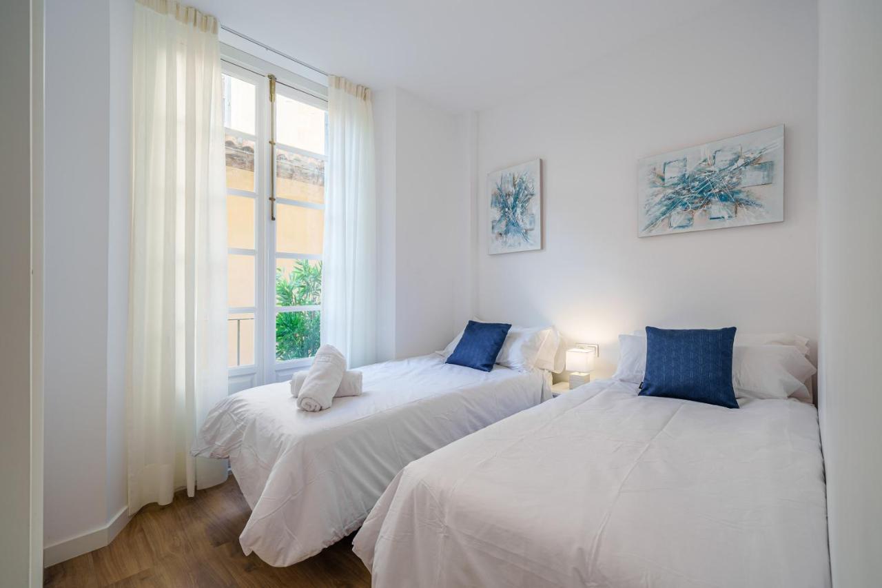 Malaga Cultural Experience Apartment Exterior photo