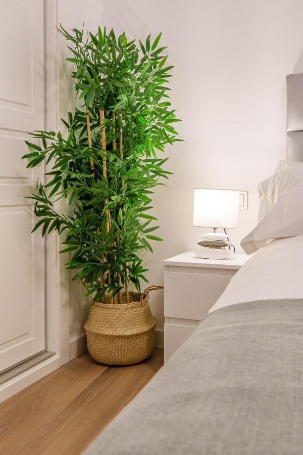 Malaga Cultural Experience Apartment Exterior photo